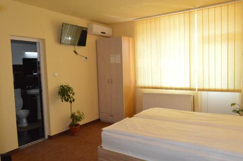 Hostal Pensiunea Beverly Hills