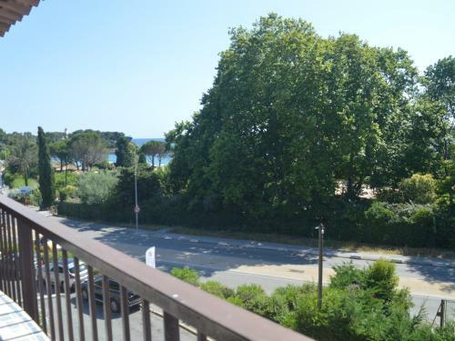 Apartamento Studio Agay, 1 Pi�ce, 2 Personnes - Fr-1-226a-96