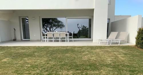 Apartamento Emerald Green 2370 Golf & Beach