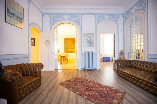 Heritage Beach Villa North Barcelona