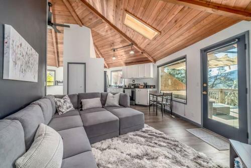 Apartamento Breathtaking 1-bedroom 1-bath Treehouse