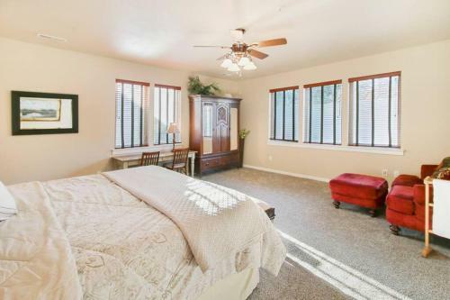 Downtown Jacksonville Townhome Private Patio