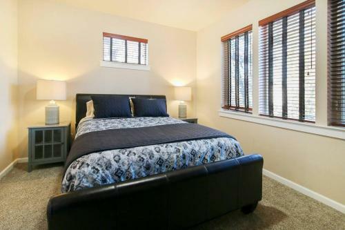 Downtown Jacksonville Townhome Private Patio