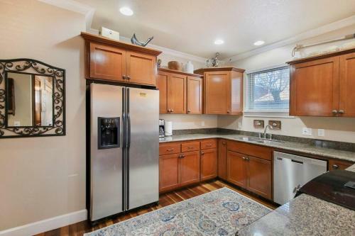 Downtown Jacksonville Townhome Private Patio