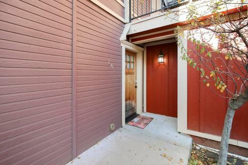 Downtown Jacksonville Townhome Private Patio