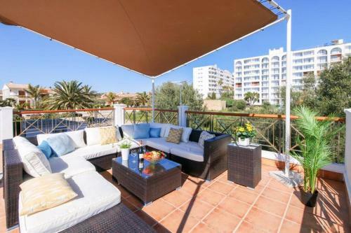 Moderne Villa,strandnah,meerblick,pool,12 Pers.,klima,schnelles Internet