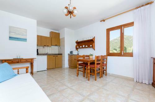 Yourhouse La Cabanya 4 Apartamentos De Playa In Canyamel