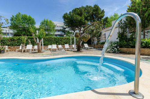Yourhouse La Cabanya 6 Apartamentos De Playa With Shared Pool