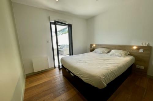 Apartamento 120 M Of Standing With Terrace And Jacuzzi