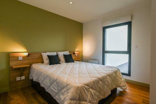 Apartamento 120 M Of Standing With Terrace And Jacuzzi