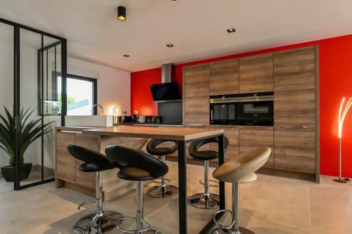 Apartamento 120 M Of Standing With Terrace And Jacuzzi