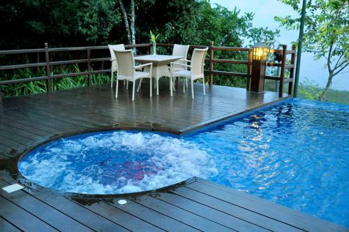 Hotel Eskaya Beach Resort And Spa