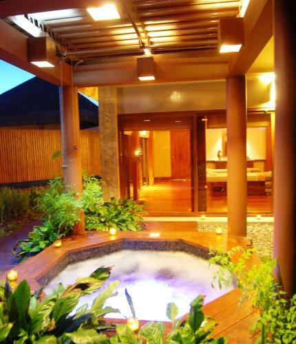 Hotel Eskaya Beach Resort And Spa