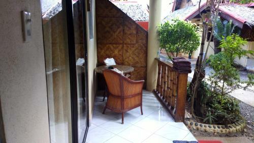 Hotel Alona Vida Beach Resort