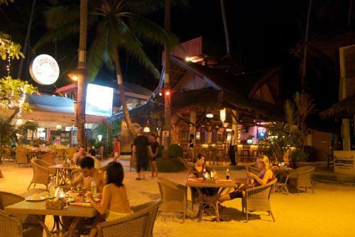 Hotel Alona Vida Beach Resort
