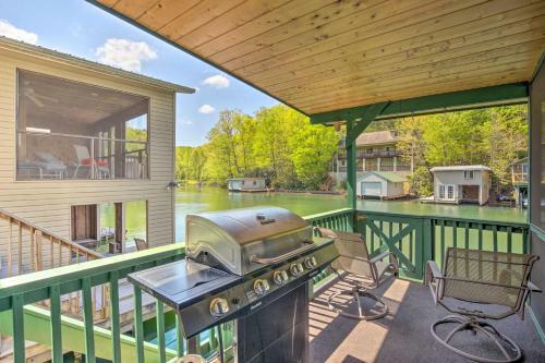 Charming Waterfront Cottage With Porch And Grill!