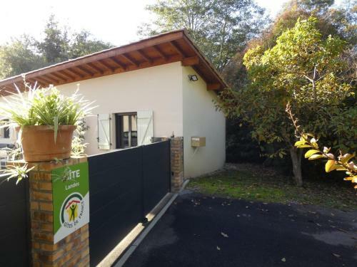 G�te L�on, 3 Pi�ces, 4 Personnes - Fr-1-360-715