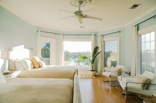 The Above Lakeside Retreat Nashville