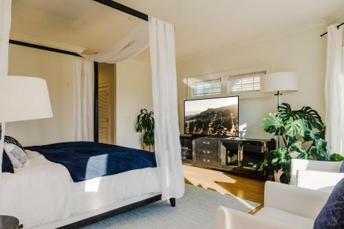 The Above Lakeside Retreat Nashville