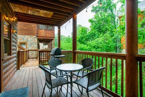 Big Bear Cabin Hot Tub Community Amenities