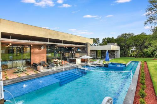The Above Pinnacle Estate