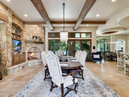 The Above Casa Tranquility On Lake Austin