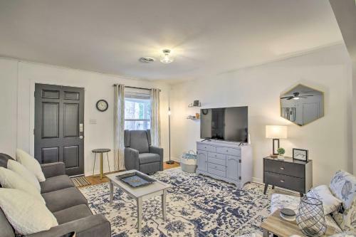 Spacious Brenham Home With Game Room And Fire Pit