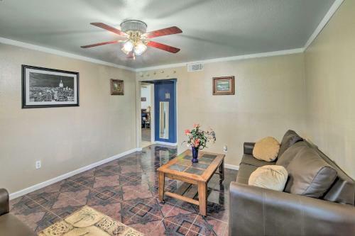 Gulf Coast Home Less Than 2 Mi To Parks And Museums!