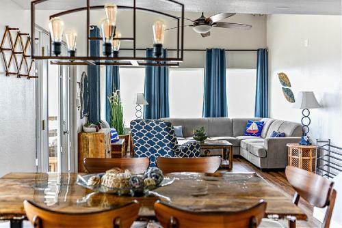 Bay Front Home With Spectacular Sunrise Views