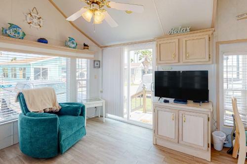Long Island Village 266 Cockel