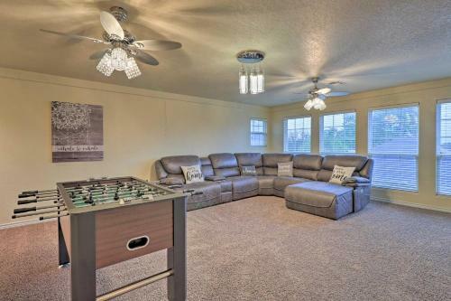 Family-friendly Woodway Home With Private Yard!
