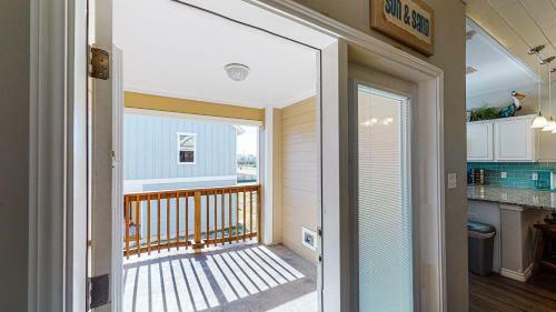 Villa Bc403 Fabulous Townhome With Beach Decor, Shared Heated Pool, Garage Access