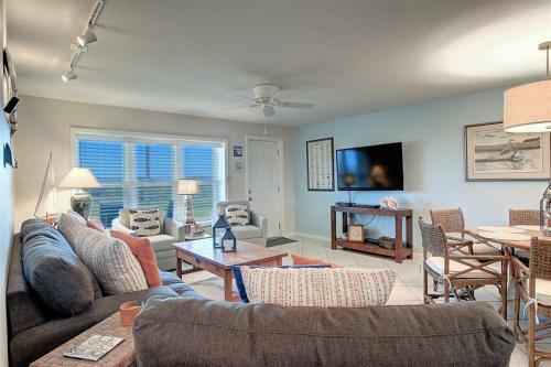 Apartamento Ir117 1st Floor Condo, 3 Bedroom, Shared Pools, Boardwalks