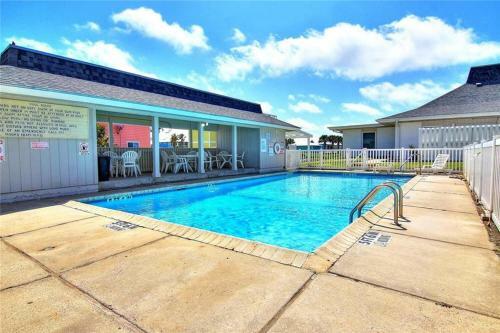 Apartamento Ec105 Newly Renovated, 2 First Floor Condo, Shared Pool & Grill, Boardwalk