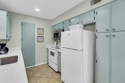 Northside Hideaway- Both Units- Mins To Ut Hospital