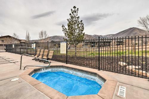 Pet-friendly Adventure Hub, 17 Mi To Slopes!