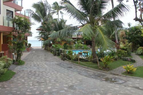 Hotel Lost Horizon Beach Dive Resort