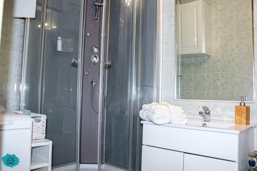 Apartamento Paisible 2 Pi�ces & Terrasse � 2 Pas De La Plage !