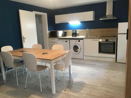Maison Familiale Avec Piscine Priv�e