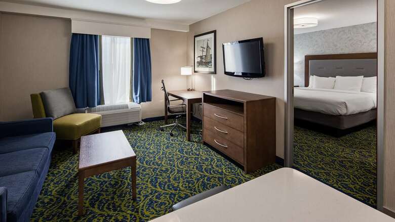 Best Western Plus Wynwood Hotel & Suites