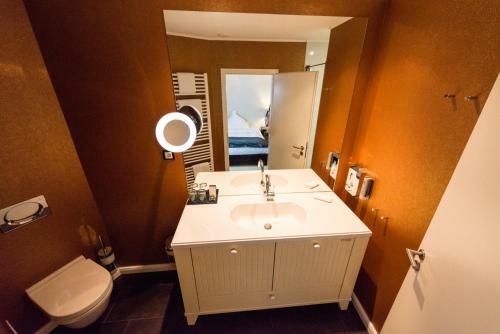 Hotel Business & More