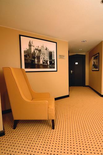 Hotel Business & More