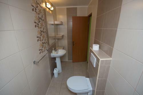 Hostal Sziklakert Fogad�