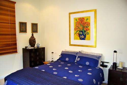 Bed & Breakfast At Eleven - La Petite Maison