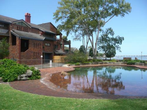 Aparthotel The Gums Anchorage