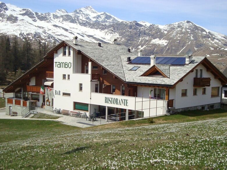 Hotel Tamb�