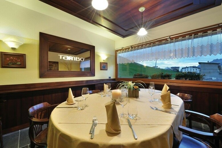 Hotel Tamb�