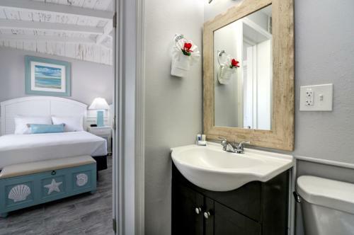 Fiesta Key Rv Resort Standard Room 8