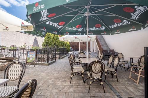 Bed & Breakfast Kawerna Obornicka Pod Or?em Noclegi