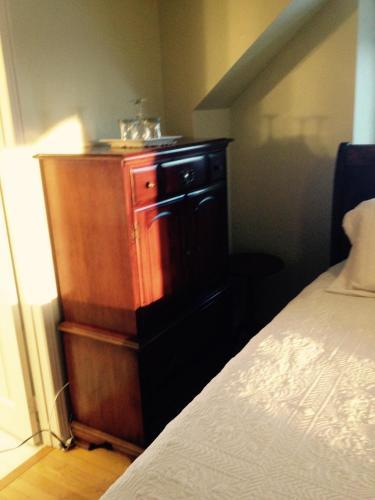 Mackenzie House Tourist Home B&B